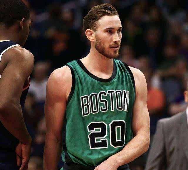 曼城的母公 曼城的母公