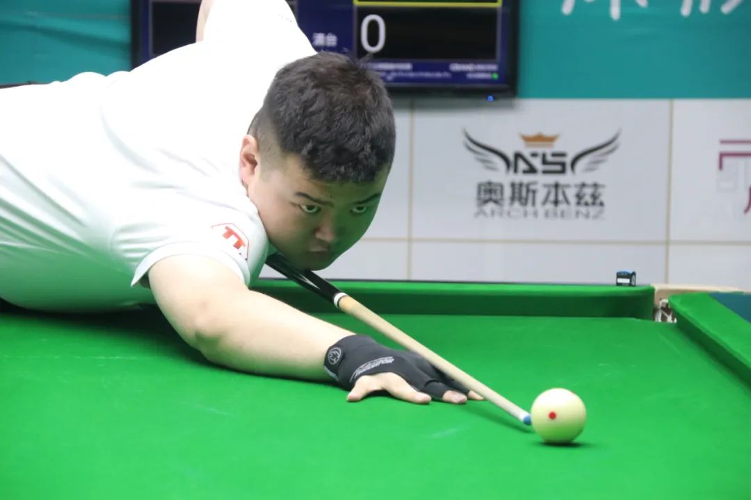 我们期待她 我们期待她